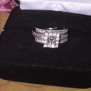 Engagement ring worn 1x